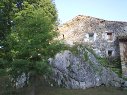 Casa cimentada en roca